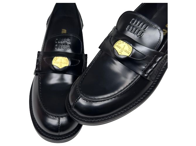Miu Miu Mocassini Penny in pelle nero - vista 23