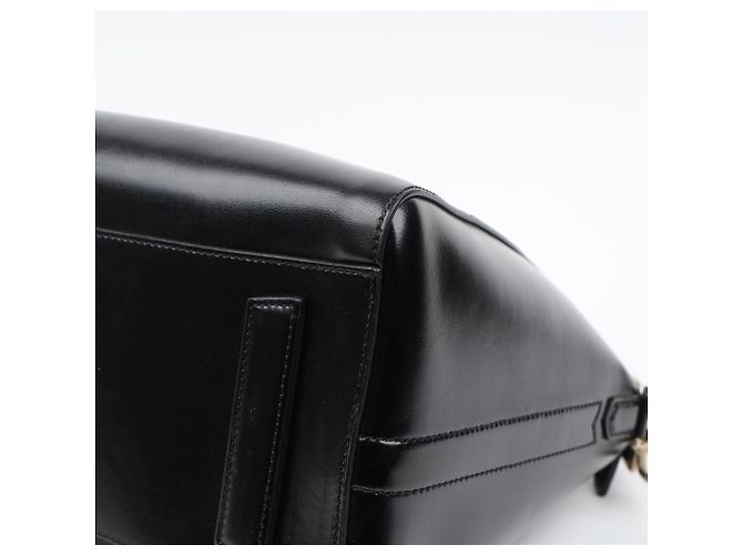 Givenchy Borsa a spalla Antigona in pelle lucida Medium Nera - vista 12