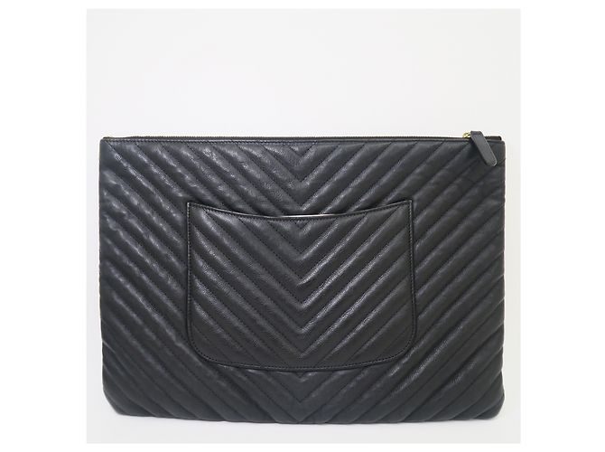 Chanel Clutch Matelassé Chevron Black Gold CC Logo Large - vista 6