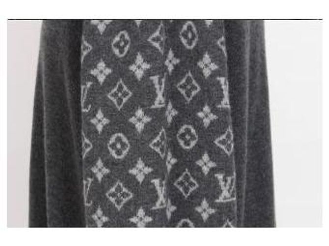 Louis Vuitton Strickpullover mit Rollkragen aus Kaschmir-Mix - Ansicht 6