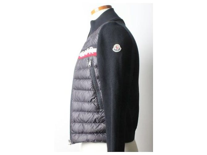 Moncler Leichte gesteppte Strickjacke mit Logo für Kinder - Ansicht 8
