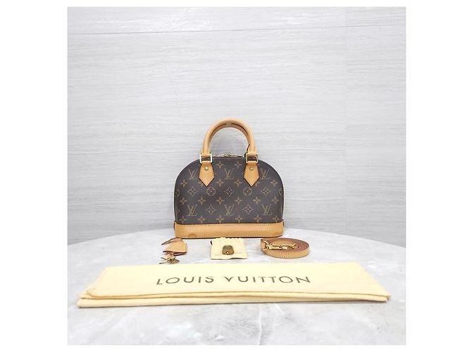 Louis Vuitton Monogram Alma BB Schultertasche - Ansicht 10