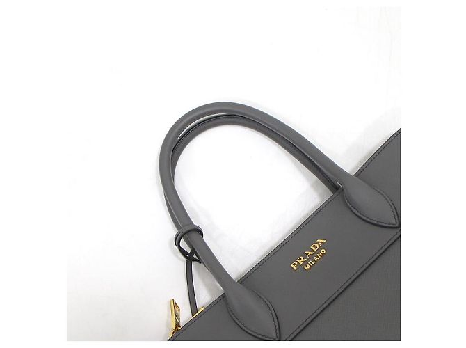 Prada Borsa Tote e Borsa a Spalla Paradigma in Pelle Saffiano Grigio - vista 11