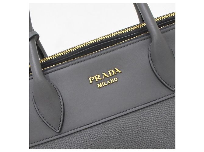 Prada Borsa Tote e Borsa a Spalla Paradigma in Pelle Saffiano Grigio - vista 8