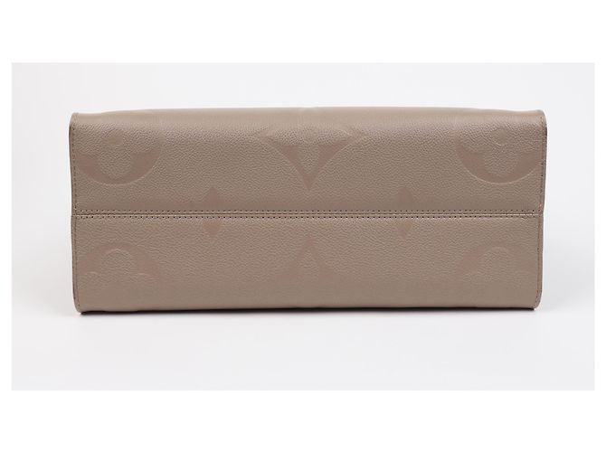 Louis Vuitton Borsa Tote On The Go MM - vista 7