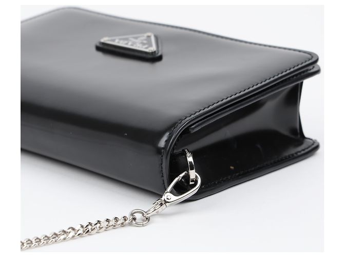 Prada Borsa a tracolla con catena in pelle spazzolata con logo Triangle Nero - vista 10