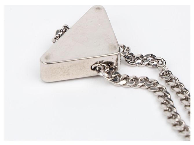 Prada Borsa a tracolla con catena in pelle spazzolata con logo Triangle Nero - vista 12