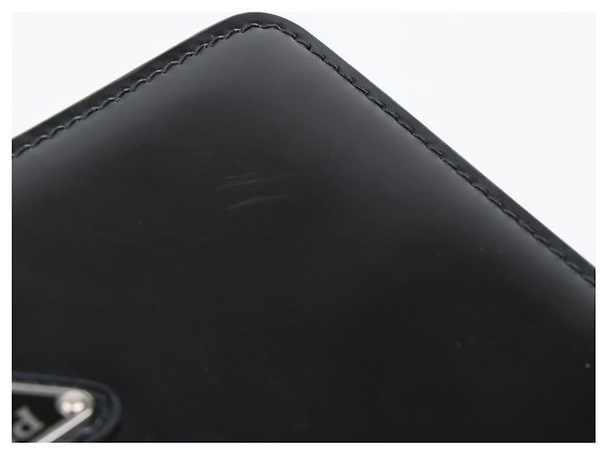Prada Borsa a tracolla con catena in pelle spazzolata con logo Triangle Nero - vista 17