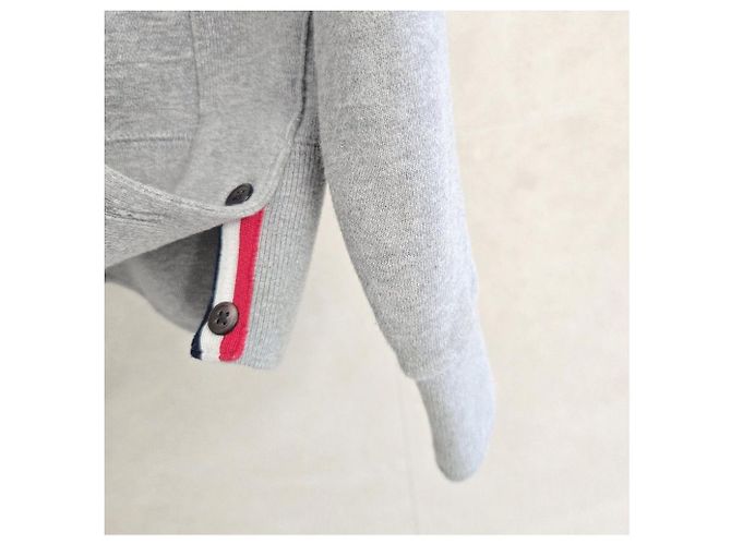 Thom Browne Graues Sweatshirt aus Baumwolle mit diagonalem Armband - Ansicht 10
