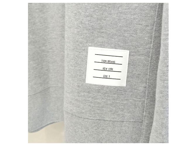 Thom Browne Graues Sweatshirt aus Baumwolle mit diagonalem Armband - Ansicht 6