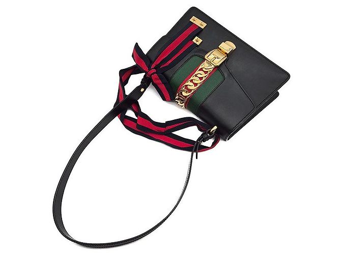 Borsa Gucci Sylvie Small in pelle nera - vista 4