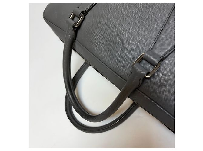 Prada Mallette en cuir Saffiano Grey - vue 8