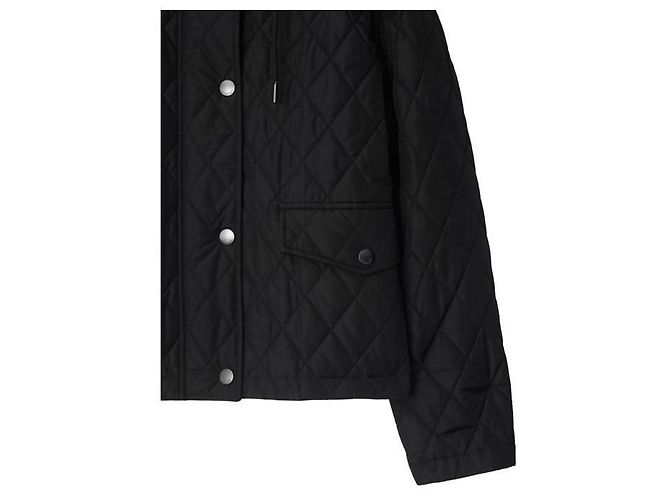Burberry Kurze gesteppte Nylonjacke mit Kapuze Schwarz - Ansicht 5