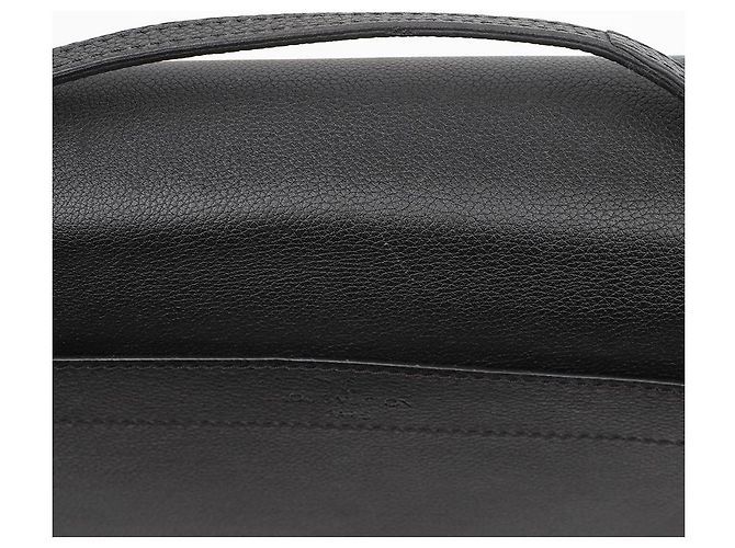 Louis Vuitton Borsa a tracolla Chain PM in pelle grana Noir - vista 5