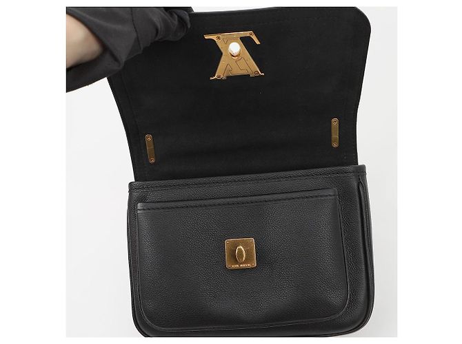 Louis Vuitton Borsa a tracolla Chain PM in pelle grana Noir - vista 9