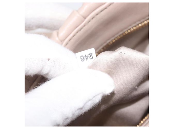 Miu Miu Convertible Matelasse Leather Medium - vista 7