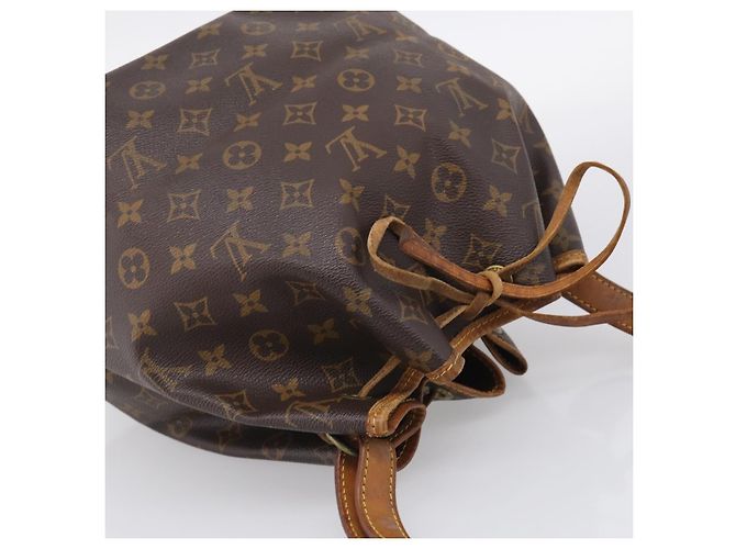 LOUIS VUITTON Monogram Petit Noe Shoulder Bag M42226 LV Auth 210747 - Jerrillo - vista 6