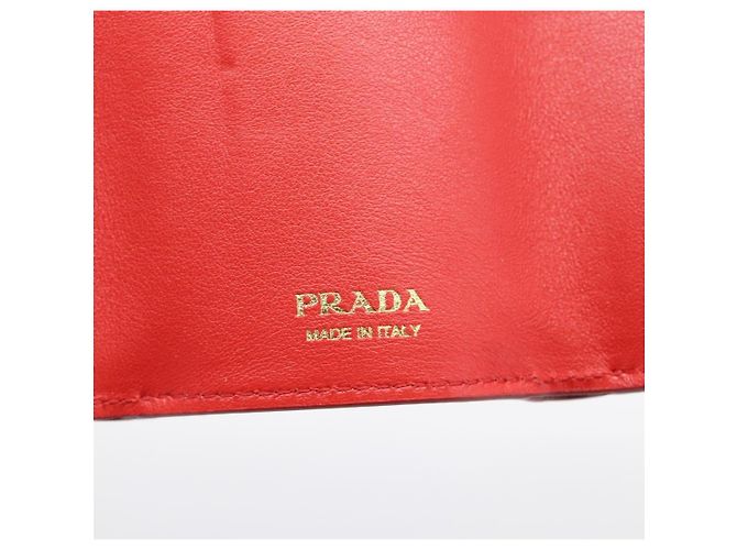 PRADA Trifold Wallet Leather Red Gold Tone Auth 212128M - Jerrillo - vista 19