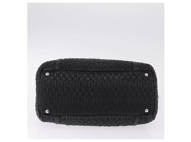 Miu Miu Matelasse Chain Shoulder Bag Leather Black Silver Auth 210230A - Jerrillo - vista 5