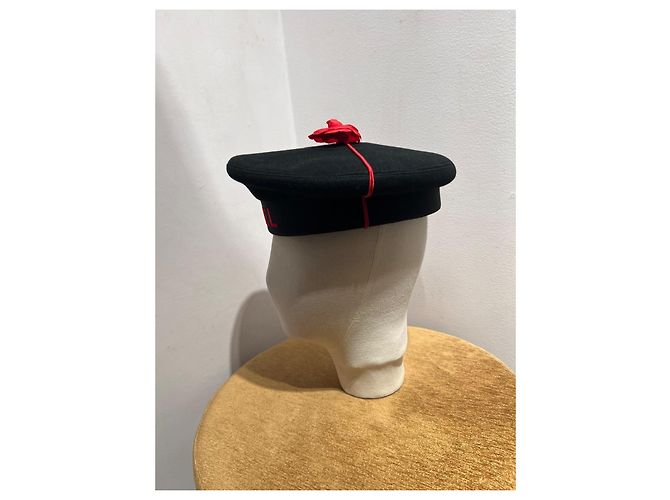 Chanel Cappello da marinaio in lana nero e rosso - vista 3