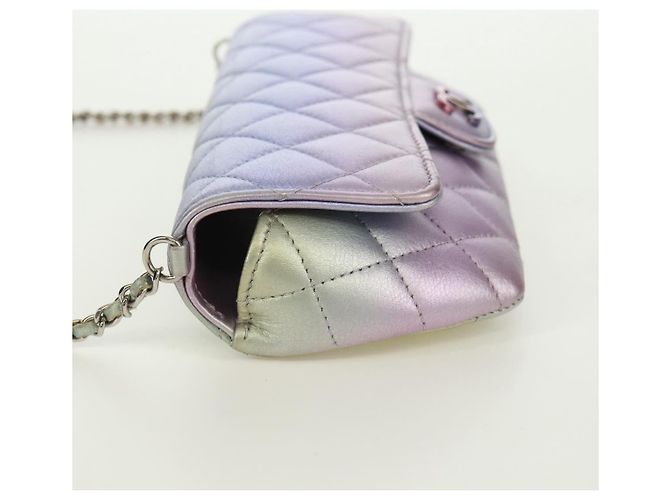 Chanel Classic Single Flap Quilted Iridescent Lambskin Mini - vista 3