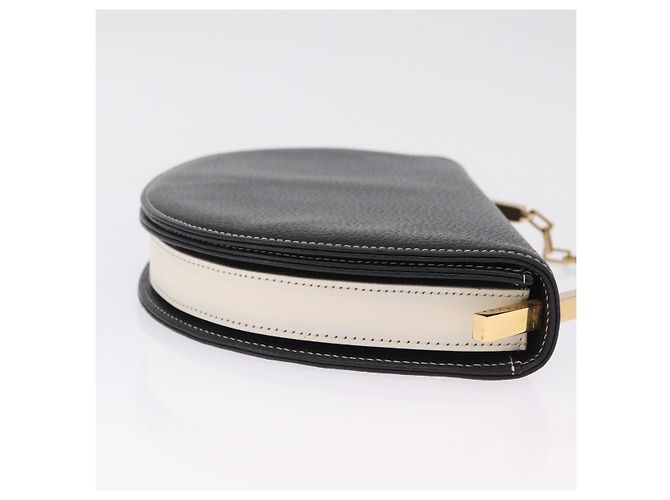 FENDI Shoulder Bag Leather Black Gold Auth 212099V - Jerrillo - vista 3