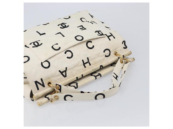 CHANEL Bolsa Tote Matelassé em Tela Branca Tom Dourado CC Auth BA16870 - Jerrillo - vista 6