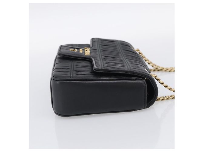 PRADA Gathered Chain Shoulder Bag Leather Black Gold Tone Auth 210874V - Jerrillo - vista 5