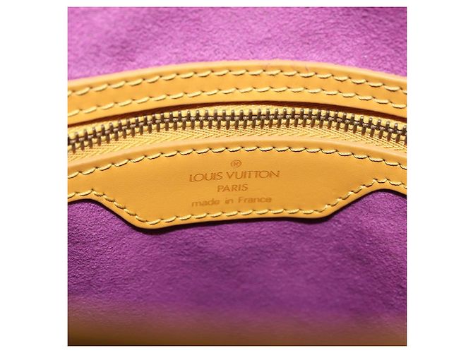 Louis Vuitton Petit Bucket Epi Leather - vista 6