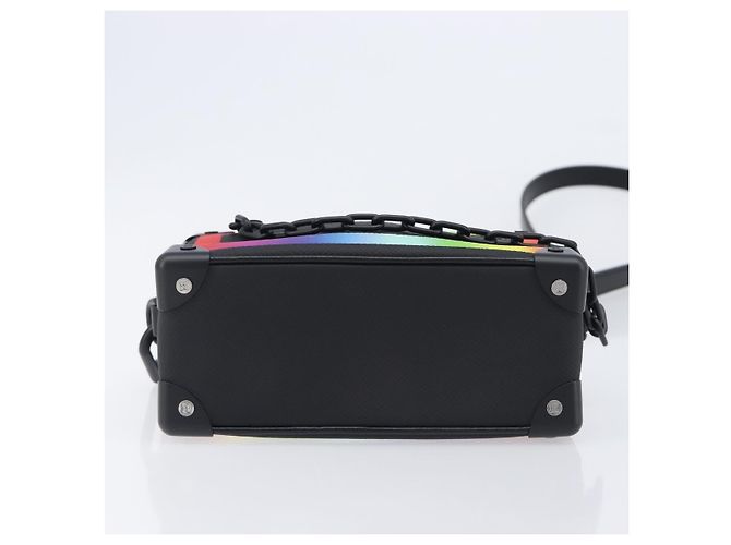 LOUIS VUITTON Taiga Rainbow Mini Soft Trunk Bag Black M30351 LV Auth 209684SAM - Jerrillo - vista 5