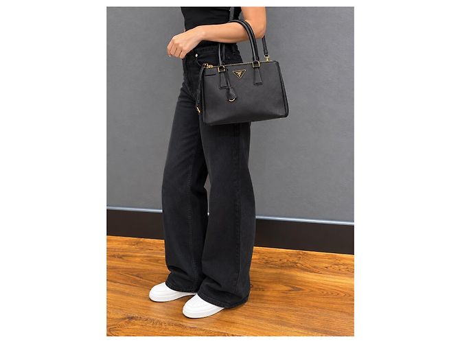 Prada Saffiano Double Zip Shopper Bag - Ansicht 9
