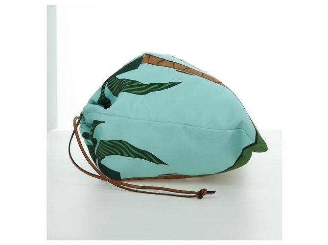 Loewe Paula Drawstring Printed Canvas Small - vista 3