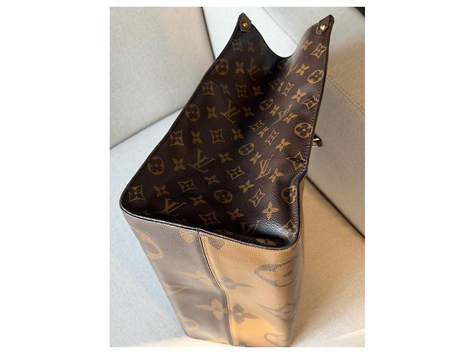 Louis Vuitton Onthego GM Monogram Giant Reverse - vista 5