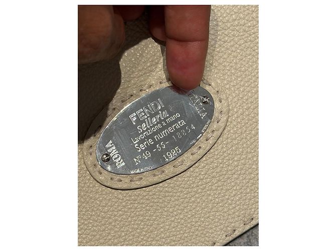 Fendi Peekaboo ISeeU Medium Selleria grigio - vista 16