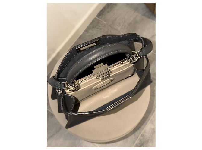 Fendi Peekaboo ISeeU Medium Selleria grigio - vista 6