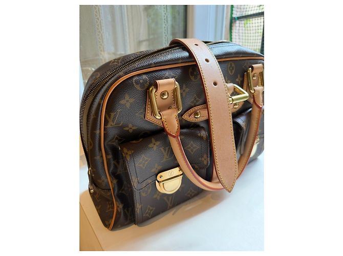 Louis Vuitton Manhattan GM Monogram - vista 16