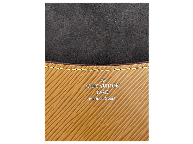 Louis Vuitton Buci pelle Epi cognac - vista 11