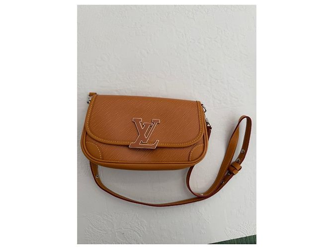 Louis Vuitton Buci pelle Epi cognac - vista 5
