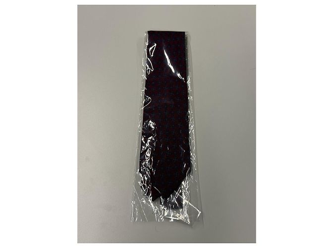 Hermès bordeaux silk tie geometric pattern - view 2