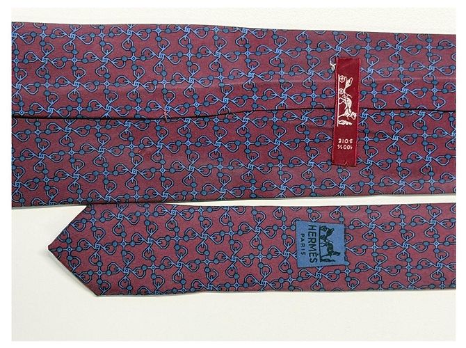 Hermès bordeaux silk tie geometric pattern - view 3