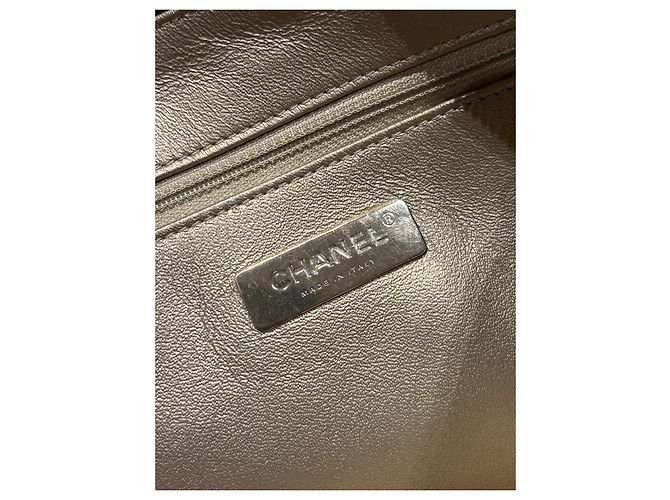 Borsa Crescent Chanel in pelle matelassé nera e perle - vista 10