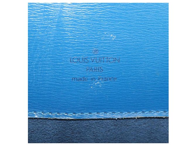 Louis Vuitton Cluny Epi Leather - vista 6