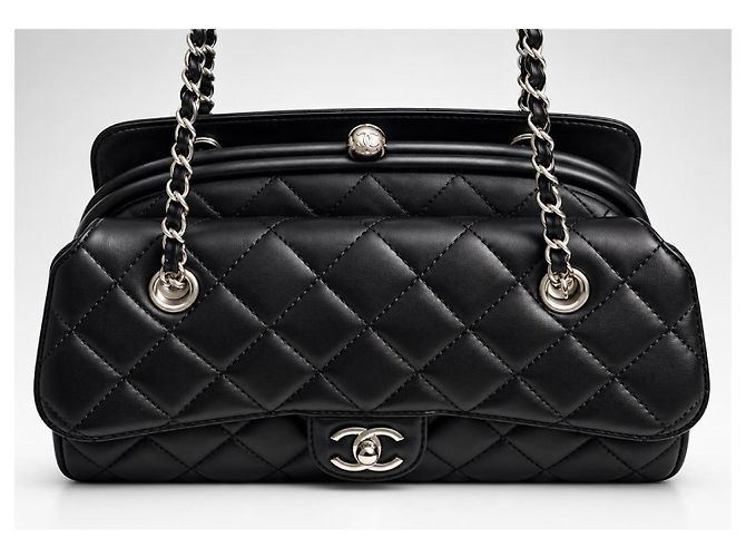 Timeless Borsa Chanel Classic Kisslock Pelle d'Agnello Nera - vista 7