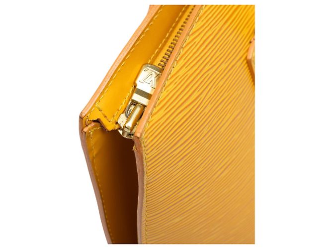 Borsa a Tracolla con Cintura Lunga Louis Vuitton Epi Saint Jacques PM Gialla - vista 6
