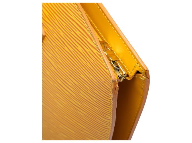Borsa a Tracolla con Cintura Lunga Louis Vuitton Epi Saint Jacques PM Gialla - vista 7