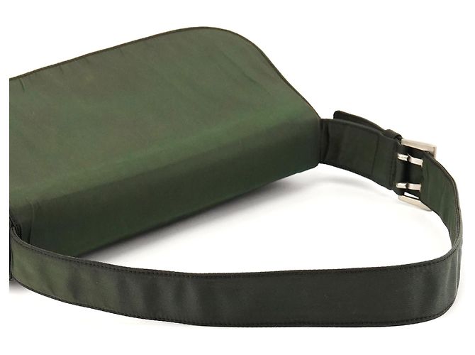 Prada Borsa a tracolla con patta in nylon Tessuto verde - vista 10