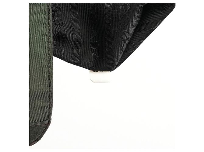 Prada Borsa a tracolla con patta in nylon Tessuto verde - vista 13