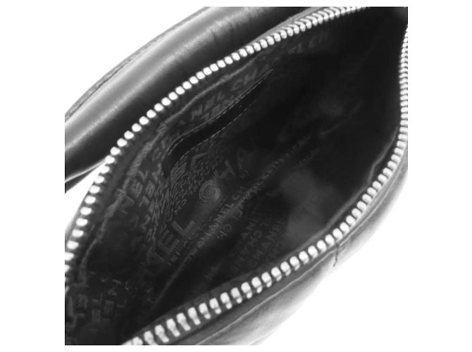 Chanel 02A Mini Borsa in Pelle d'Agnello Matelassé Nera - vista 10