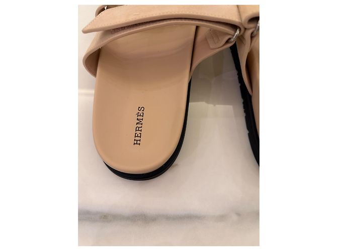 Hermès Chypre Sandali in Camoscio Rosa - vista 5