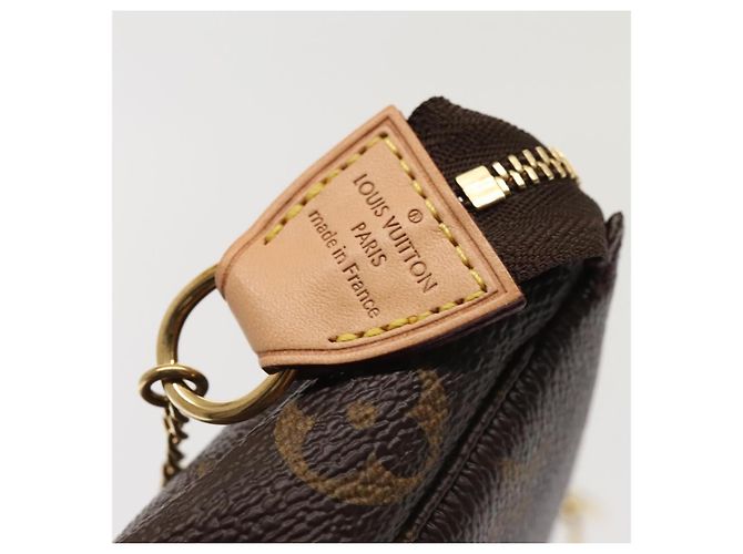 Louis Vuitton Pochette Accessoires NM Limited Edition V Monogram Canvas - vista 6